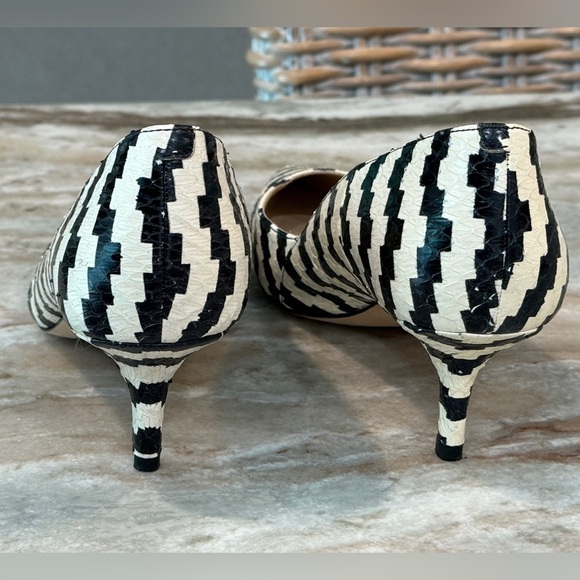 Women’s VIA SPIGA black & white leather pointed toe kitten heels- Size 6.5 - Picture 4 of 7